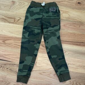 GAP Kids Camo Joggers - Olive and Dark Green